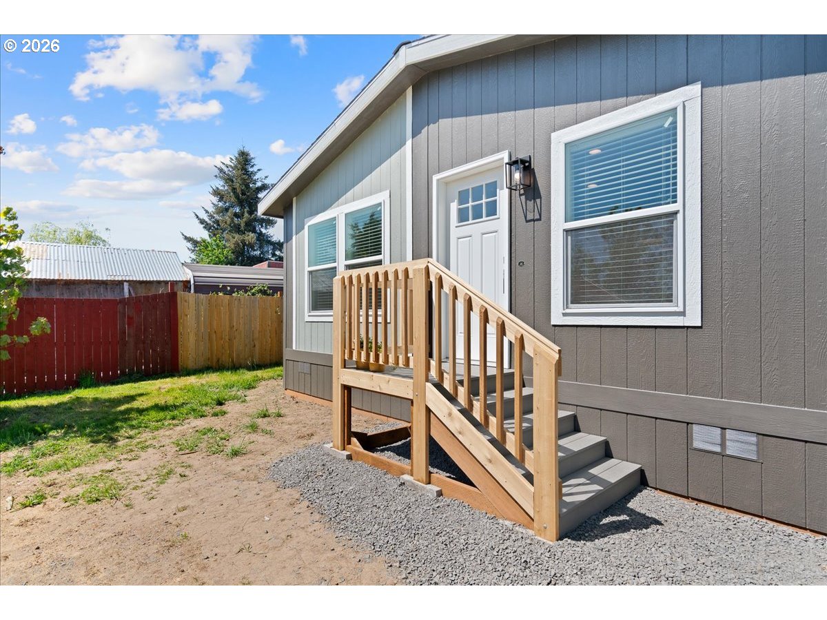 40000 Stayton Scio Loop, Unit 14 Scio, OR 97374 - Photo 4 of 27