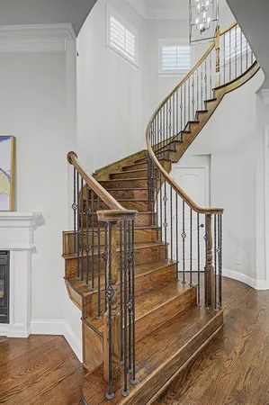 a view of entryway with wooden floor