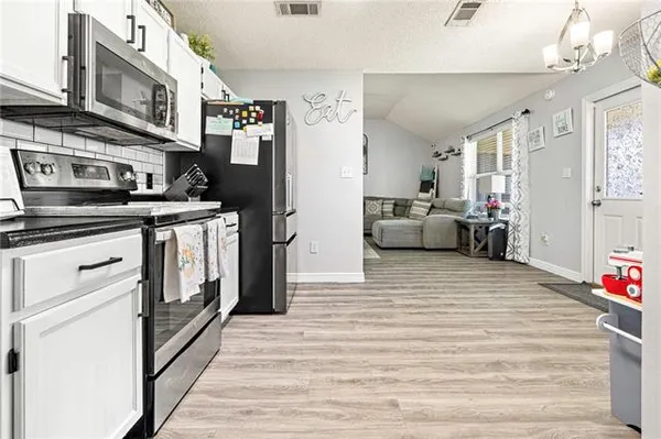 $275,000 | 2014 North Village Green Street, Harvey, LA 70058