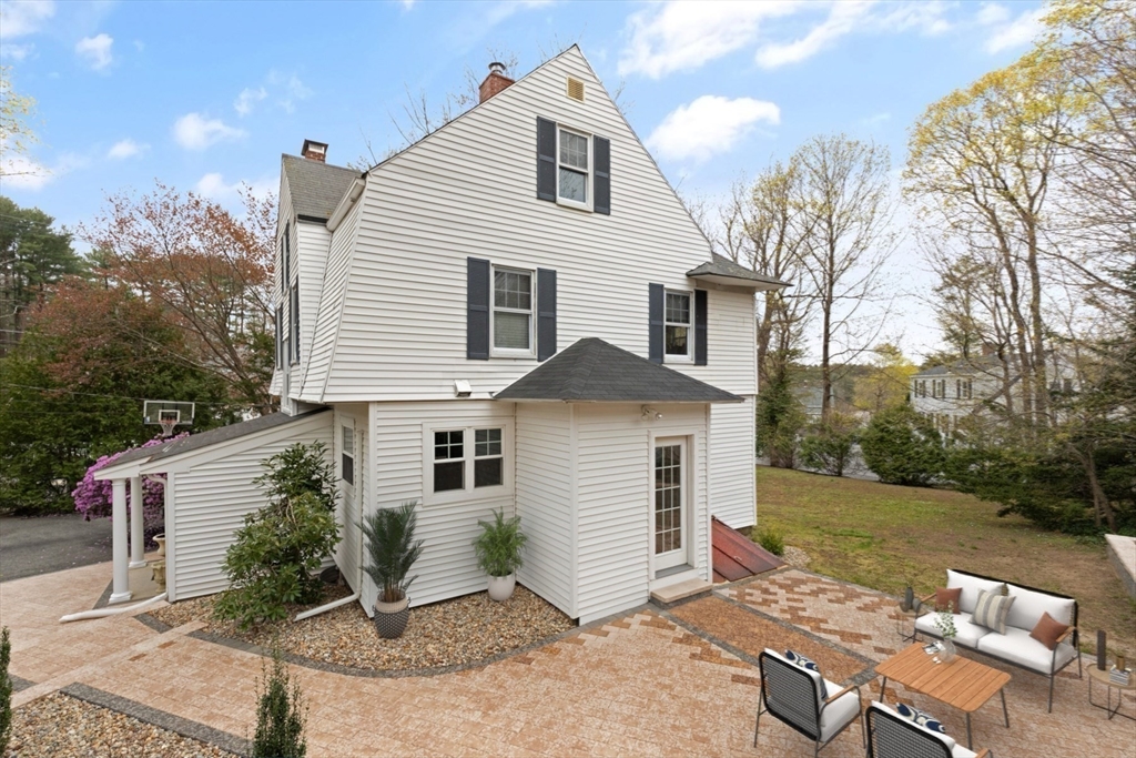 29 Station Street Sharon, MA 02067 - Photo 3 of 42
