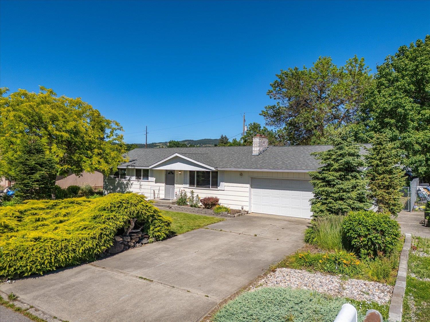4212 North Woodlawn Road Spokane, WA 99216 - Photo 2 of 38 Gallery Image 2
