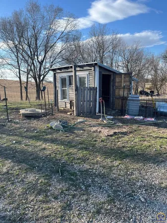 $425,000 | 28175 Pleasant Ridge Road, Havensville, KS 66432