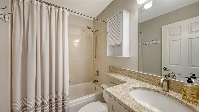 $339,000 | 4240 Breezeway Boulevard, Unit 310, Sarasota, FL 34238