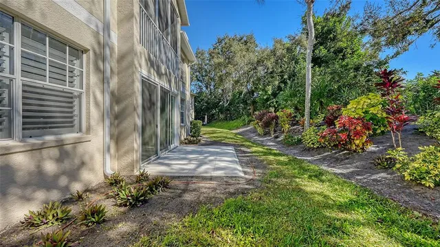 $339,000 | 4240 Breezeway Boulevard, Unit 310, Sarasota, FL 34238