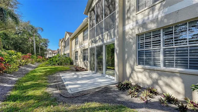 $339,000 | 4240 Breezeway Boulevard, Unit 310, Sarasota, FL 34238