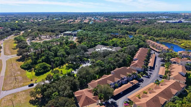 $339,000 | 4240 Breezeway Boulevard, Unit 310, Sarasota, FL 34238