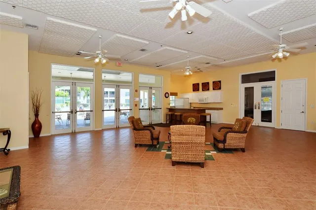 $339,000 | 4240 Breezeway Boulevard, Unit 310, Sarasota, FL 34238