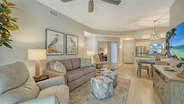 $339,000 | 4240 Breezeway Boulevard, Unit 310, Sarasota, FL 34238