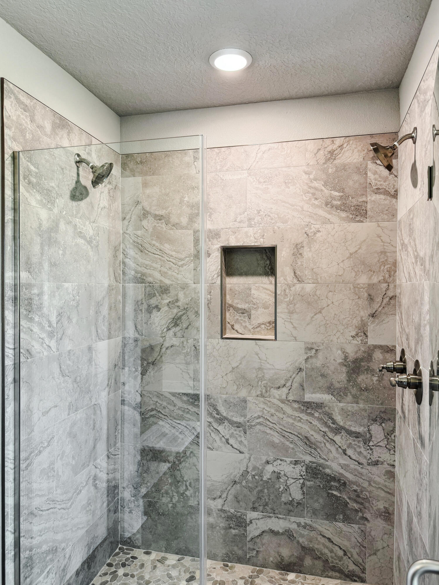 4835 Horace Lunsford Road Milton, FL 32570 - Photo 15 of 21 8552 La Salle Dr-38