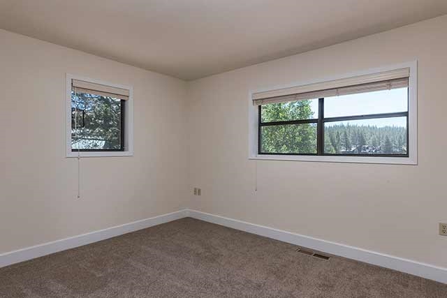 11722 Bennett Flat Road Truckee, CA 96161 - Photo 7 of 13 Gallery Image 7