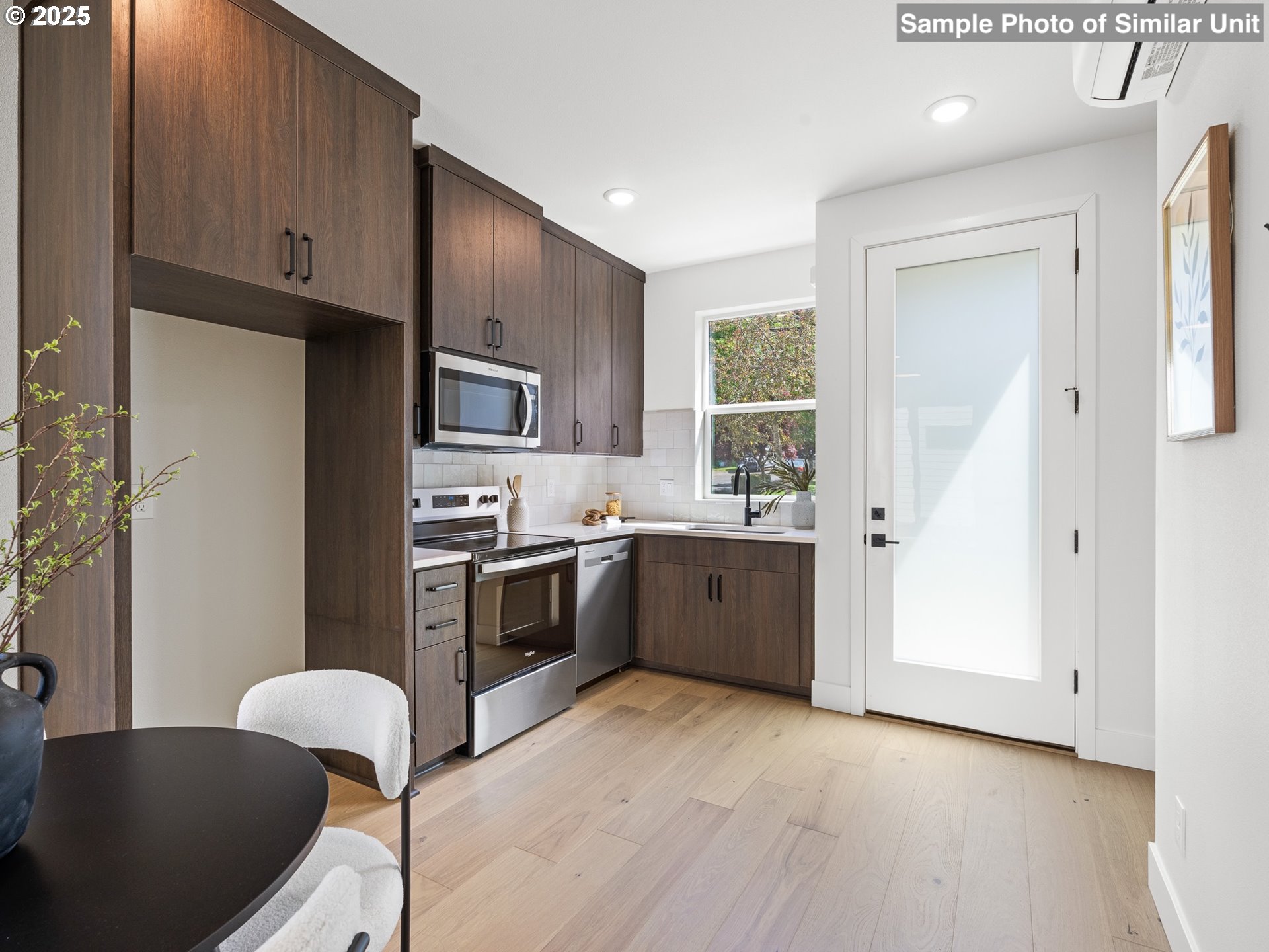 3219 Southeast 28th Avenue Portland, OR 97202 - Photo 2 of 16