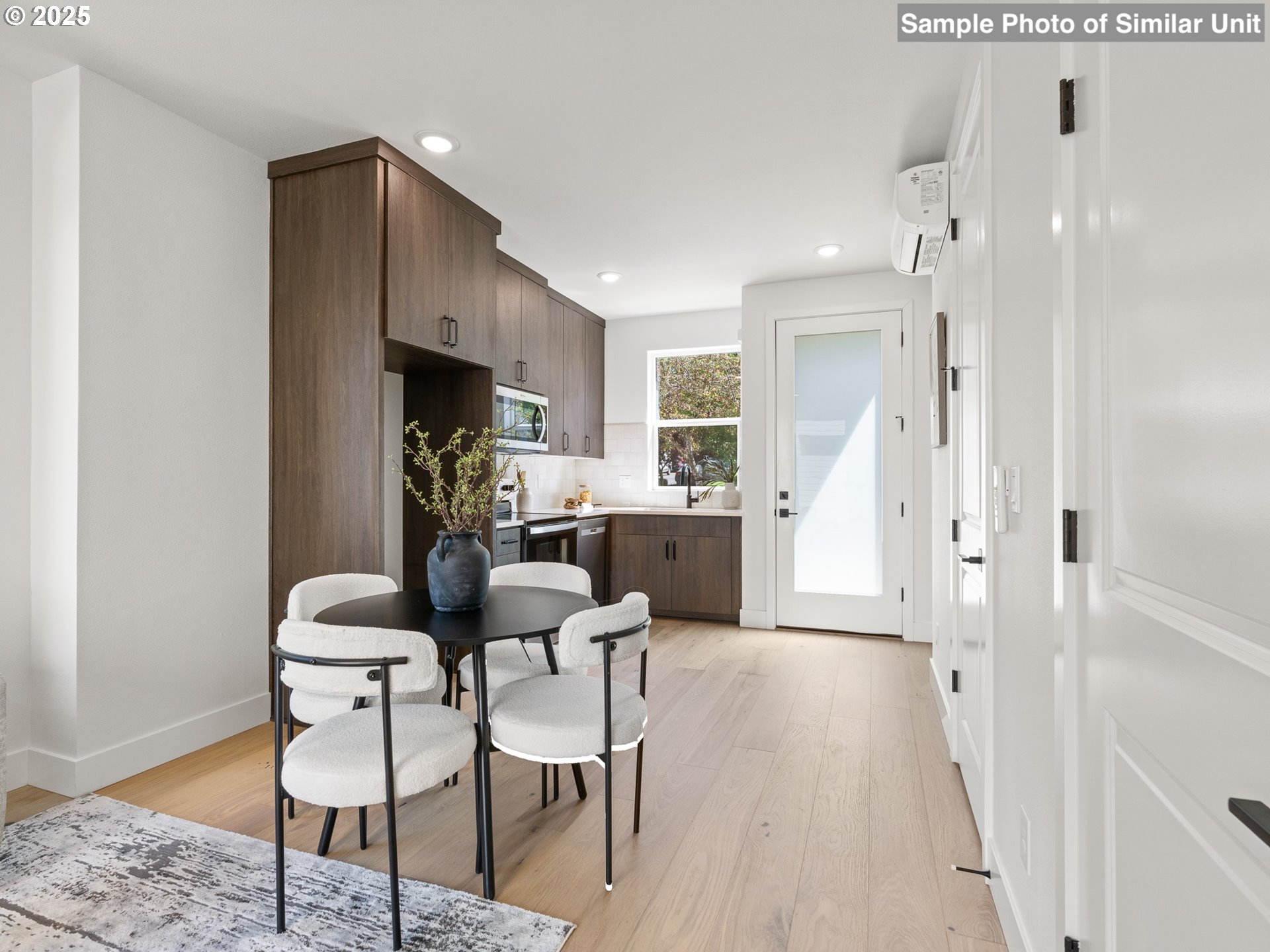 3219 Southeast 28th Avenue Portland, OR 97202 - Photo 7 of 16