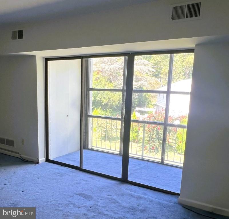 84 Welsh Tract Road, Unit 311 Newark, DE 19713 - Photo 10 of 25 Patio Slider
