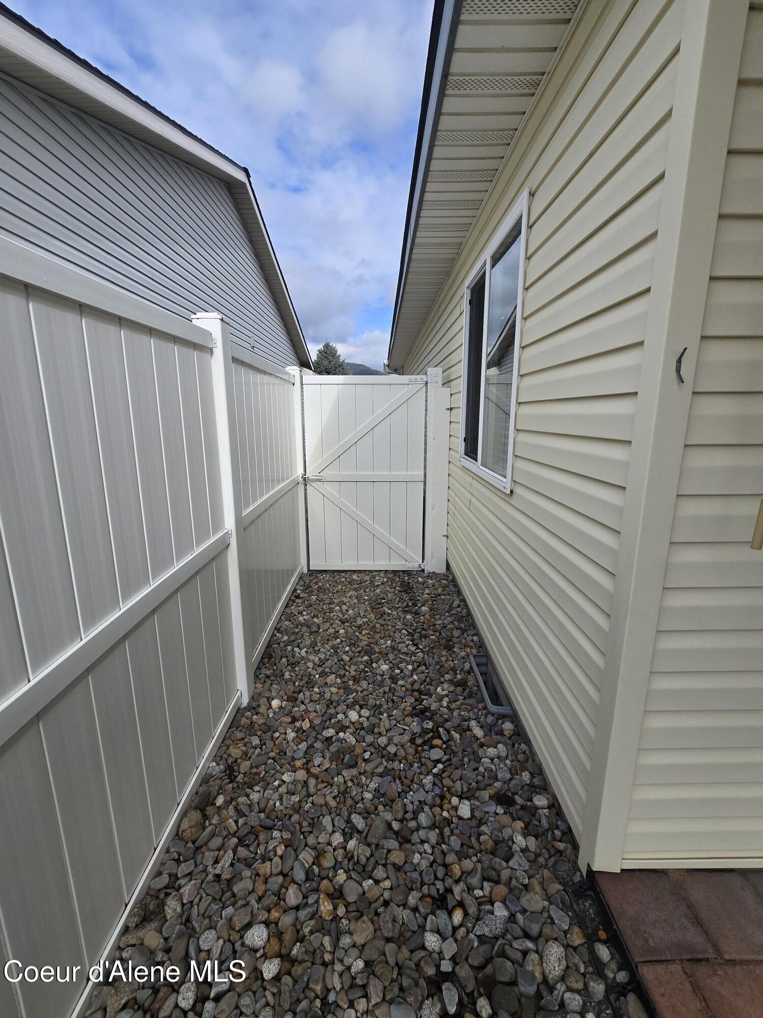 8548 West Sawtooth Street Rathdrum, ID 83858 - Photo 15 of 70 59369e43-4a80-4cbc-a361-cc28cd1840f1