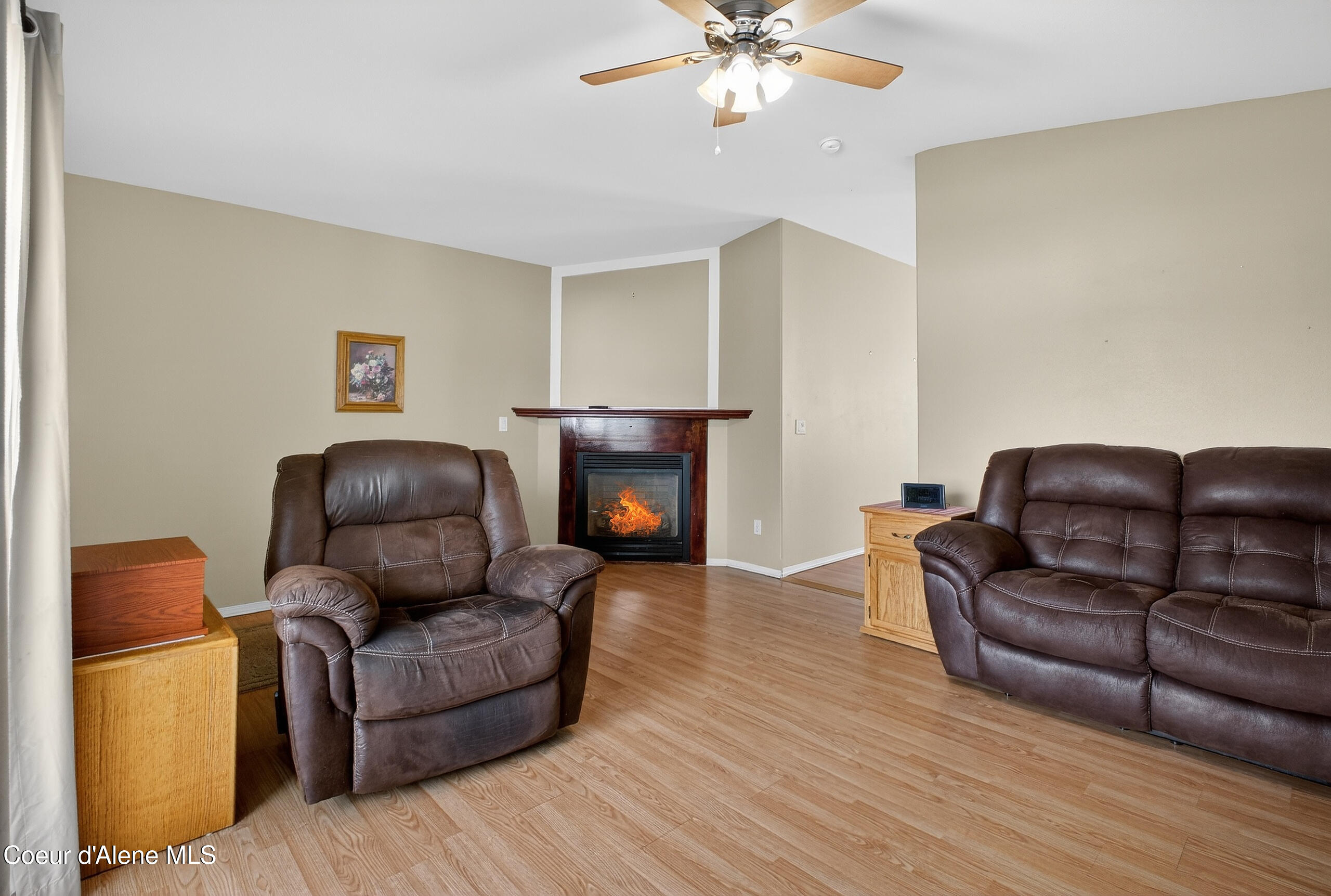 8548 West Sawtooth Street Rathdrum, ID 83858 - Photo 4 of 70 DSC00856