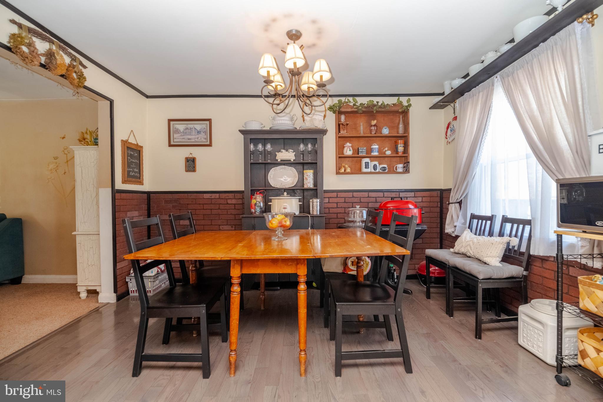 454 Stemmers Run Road Essex, MD 21221 - Photo 3 of 43