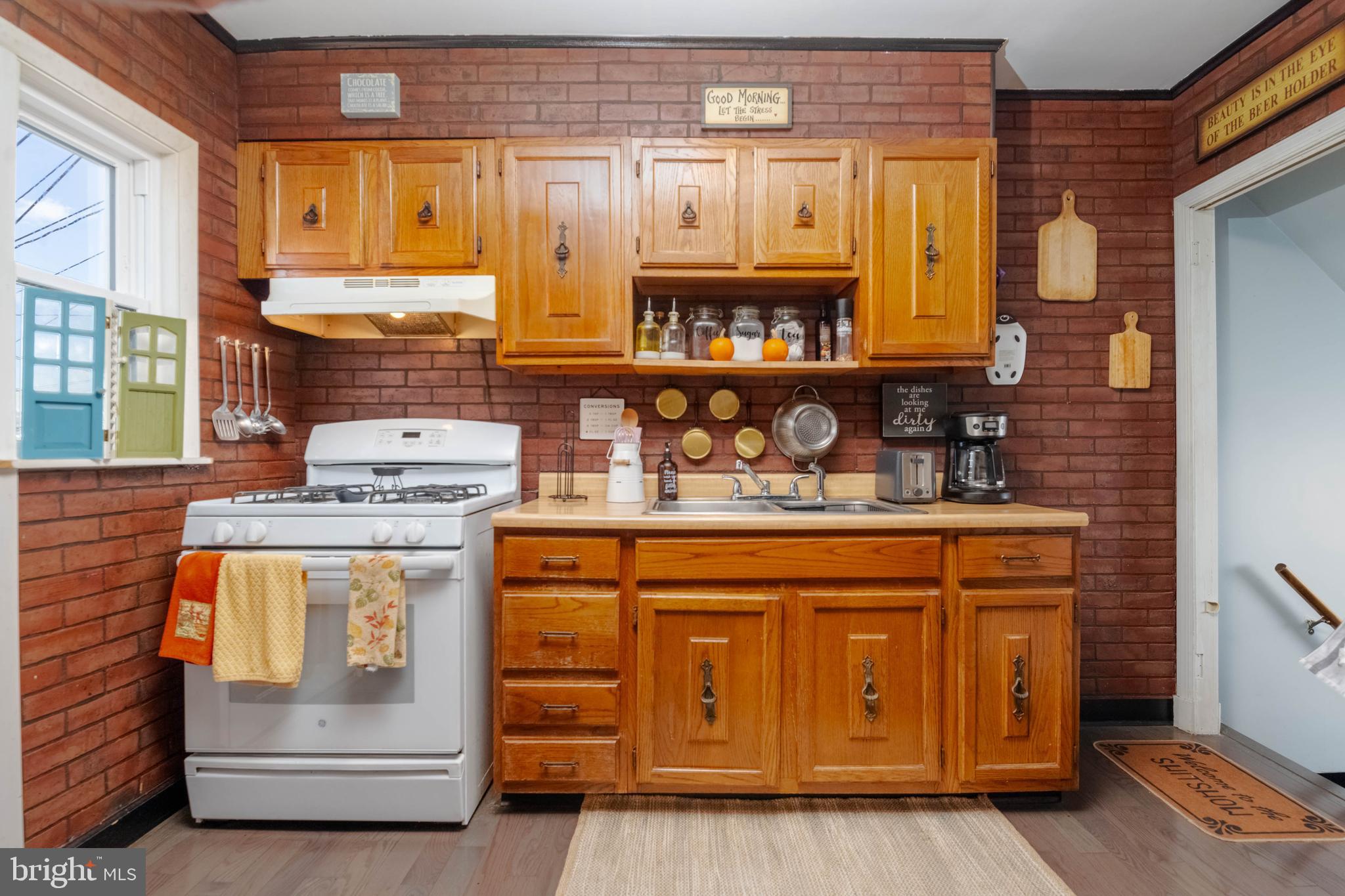 454 Stemmers Run Road Essex, MD 21221 - Photo 4 of 43