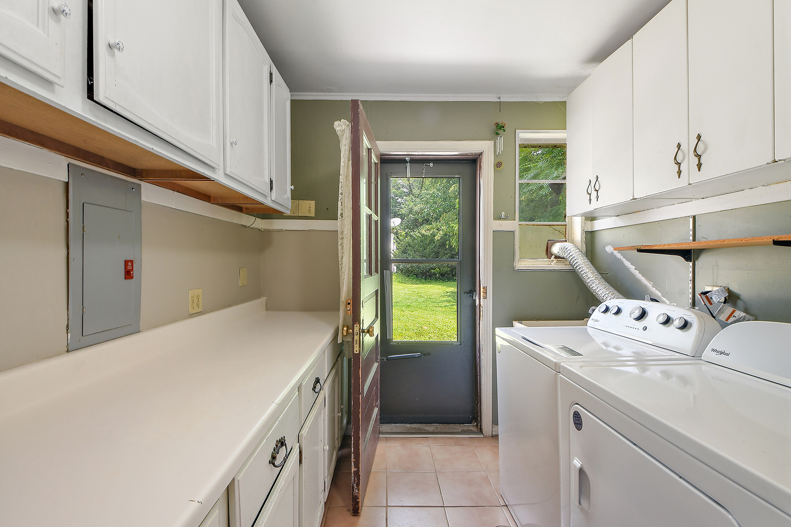 2242 Spruce Road Homewood, IL 60430 - Photo 11 of 15 a utility room with dryer and washer