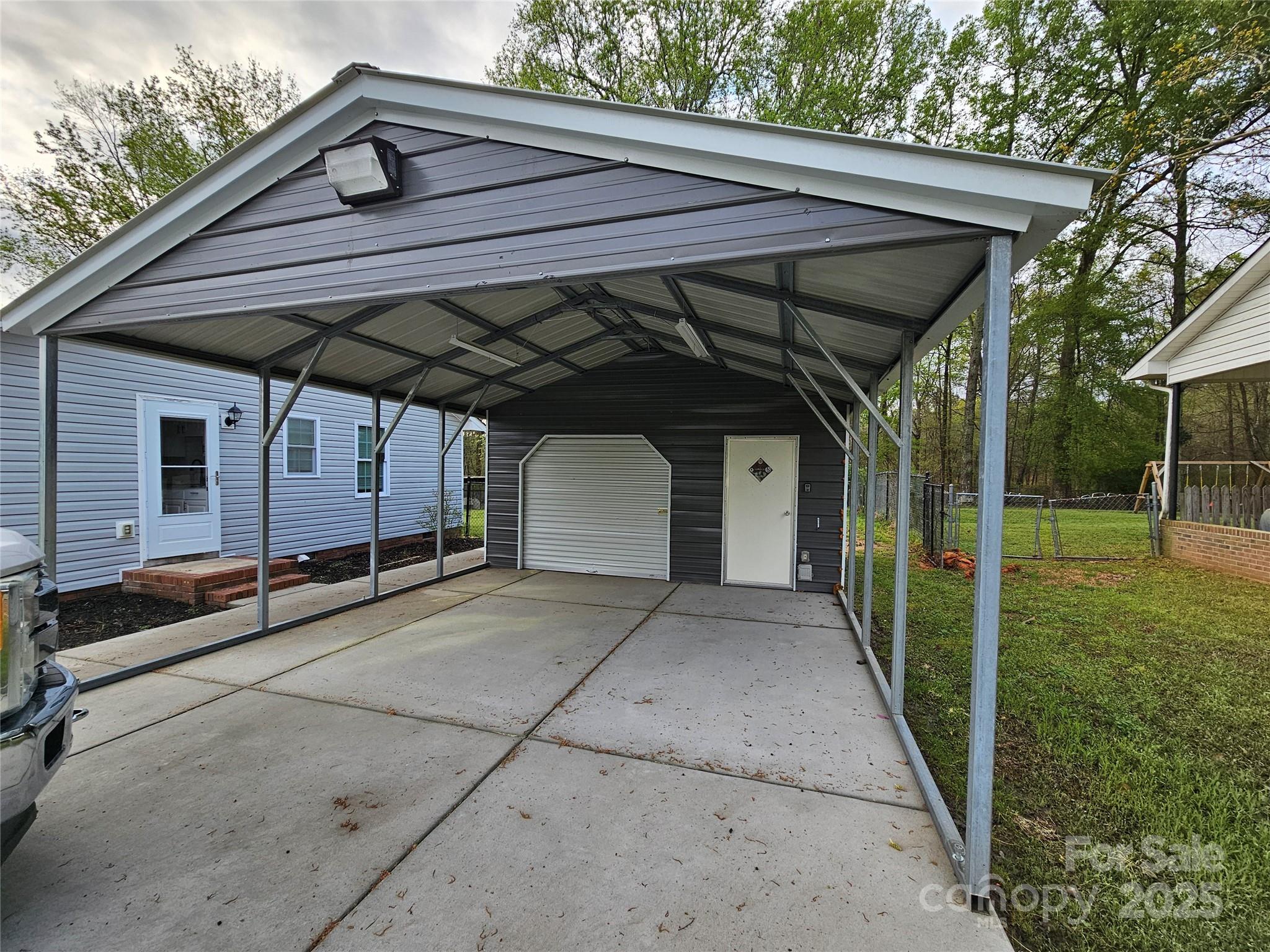 2021 Hilton Way Road Lancaster, SC 29720 - Photo 2 of 18 Gallery Image 2