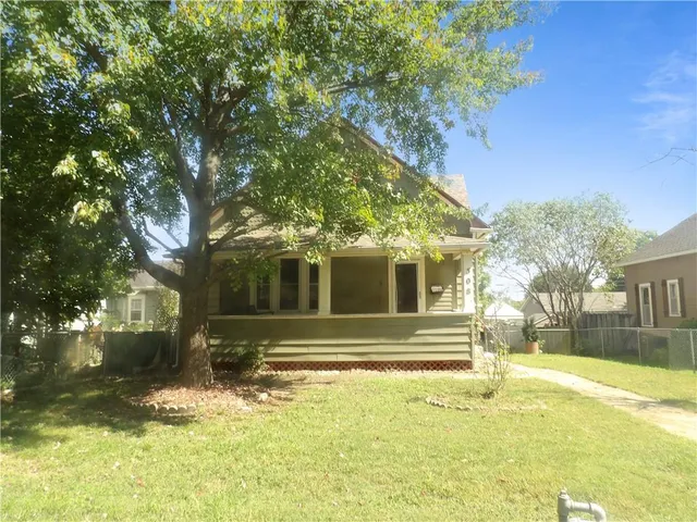 $64,900 | 508 North Evergreen Avenue, Chanute, KS 66720