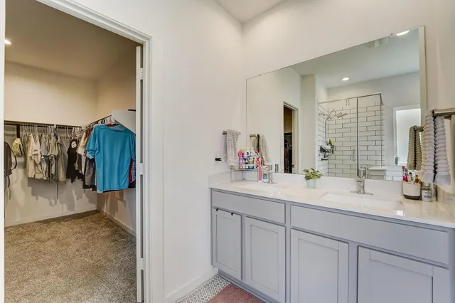 $445,000 | 14303 Autumn Creek Court, Conroe, TX 77384