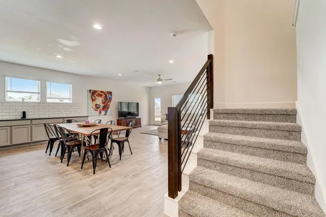 $445,000 | 14303 Autumn Creek Court, Conroe, TX 77384