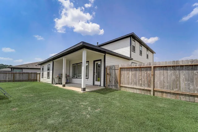 $445,000 | 14303 Autumn Creek Court, Conroe, TX 77384