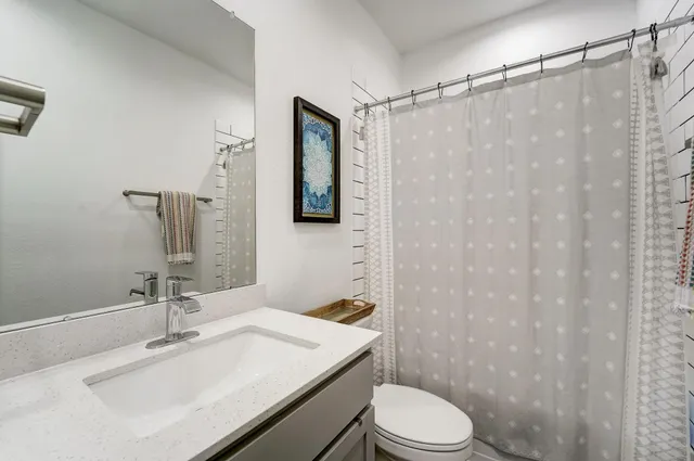 $445,000 | 14303 Autumn Creek Court, Conroe, TX 77384