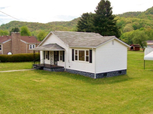 3474 Abbs Valley Road Bluefield, VA 24605 - Photo 1 of 1 Gallery Image 1