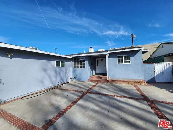 $4,200 | 12549 Barbara Ann Street, North Hollywood, CA 91605