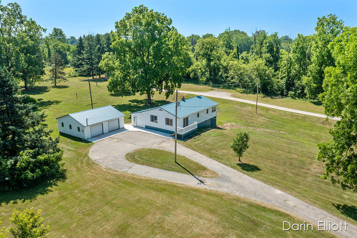 7701 South Garlock Road Carson City, MI 48811 - Photo 1 of 51 IMG_1041