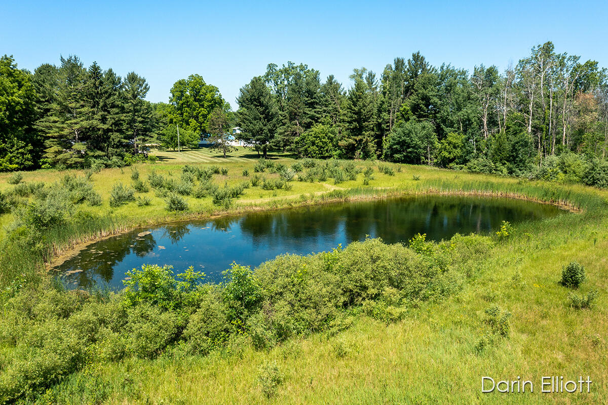 7701 South Garlock Road Carson City, MI 48811 - Photo 2 of 51 IMG_1047