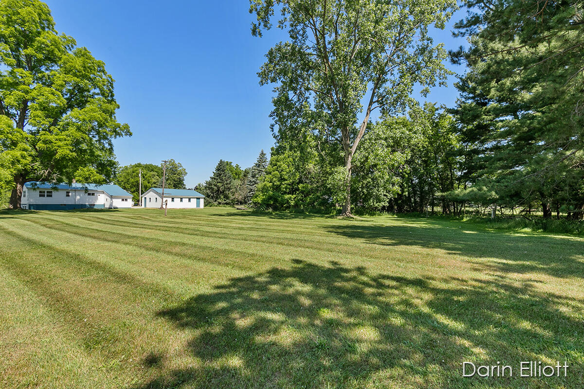 7701 South Garlock Road Carson City, MI 48811 - Photo 36 of 51 IMG_1031