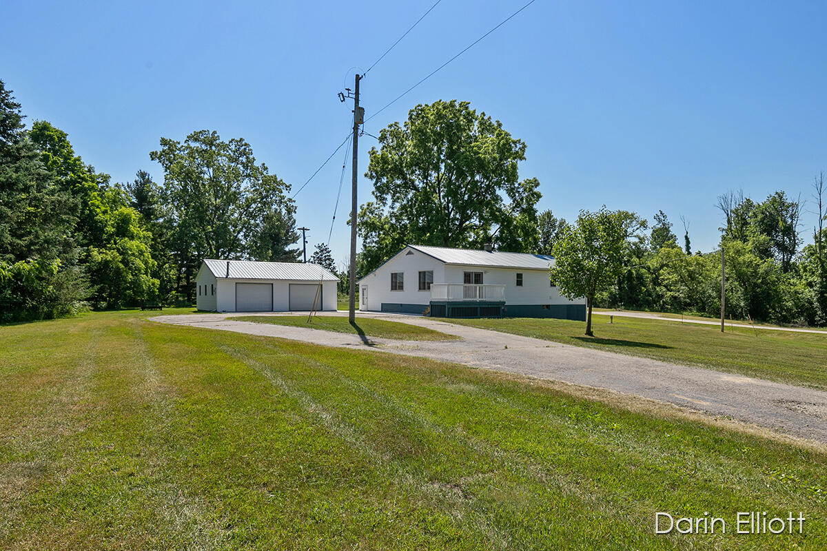 7701 South Garlock Road Carson City, MI 48811 - Photo 7 of 51 IMG_1003