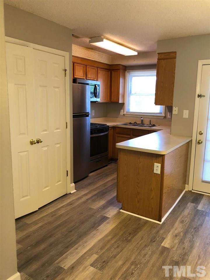 141 Jones Franklin Road, Unit D Raleigh, NC 27606 - Photo 6 of 12