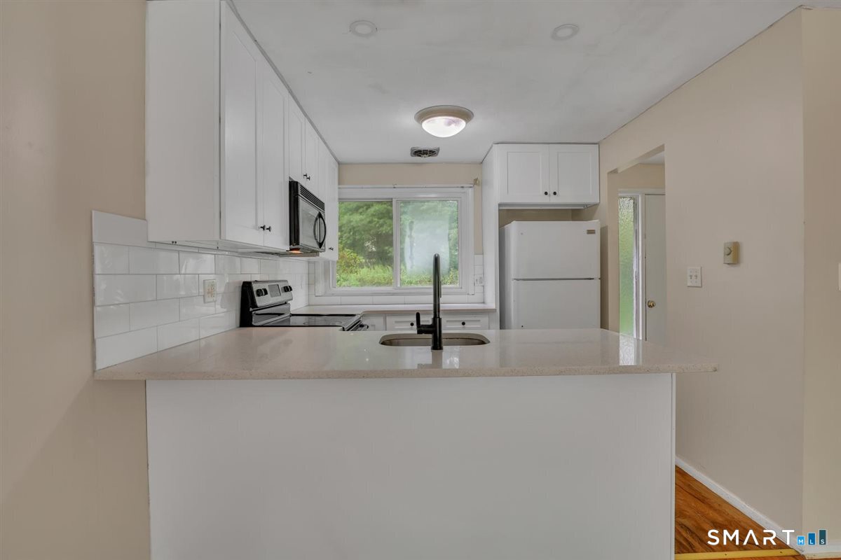 201 Baxter Road, Unit C Mansfield, CT 06268 - Photo 11 of 34 Gallery Image 11