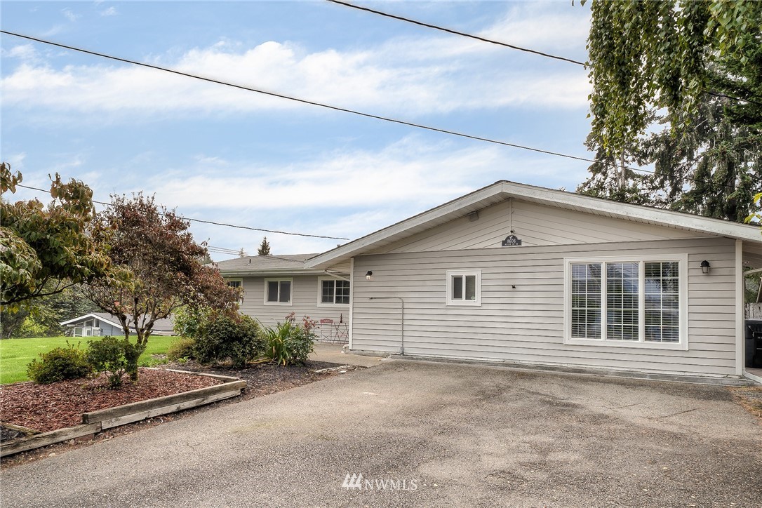 8606 Weller Road Southwest Lakewood, WA 98498 - Photo 1 of 26 Gallery Image 1