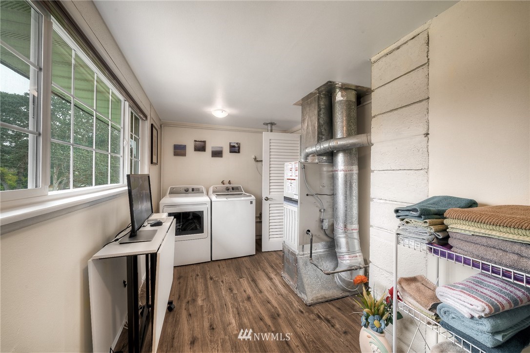8606 Weller Road Southwest Lakewood, WA 98498 - Photo 18 of 26 Gallery Image 18
