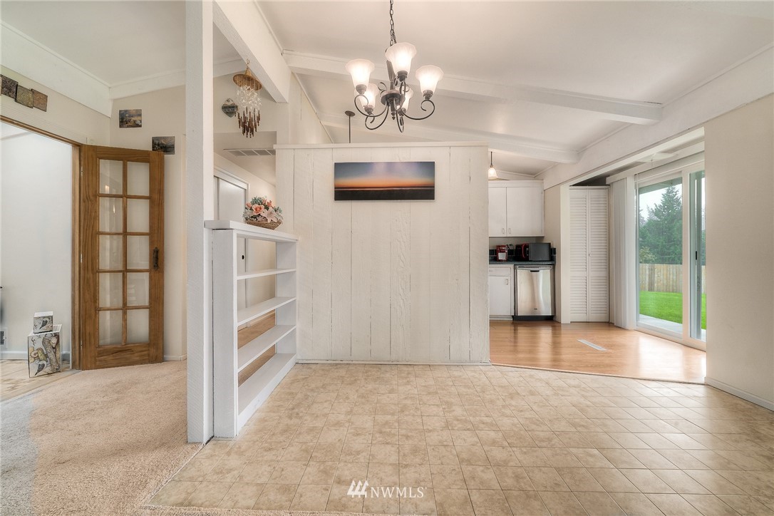 8606 Weller Road Southwest Lakewood, WA 98498 - Photo 9 of 26 Gallery Image 9