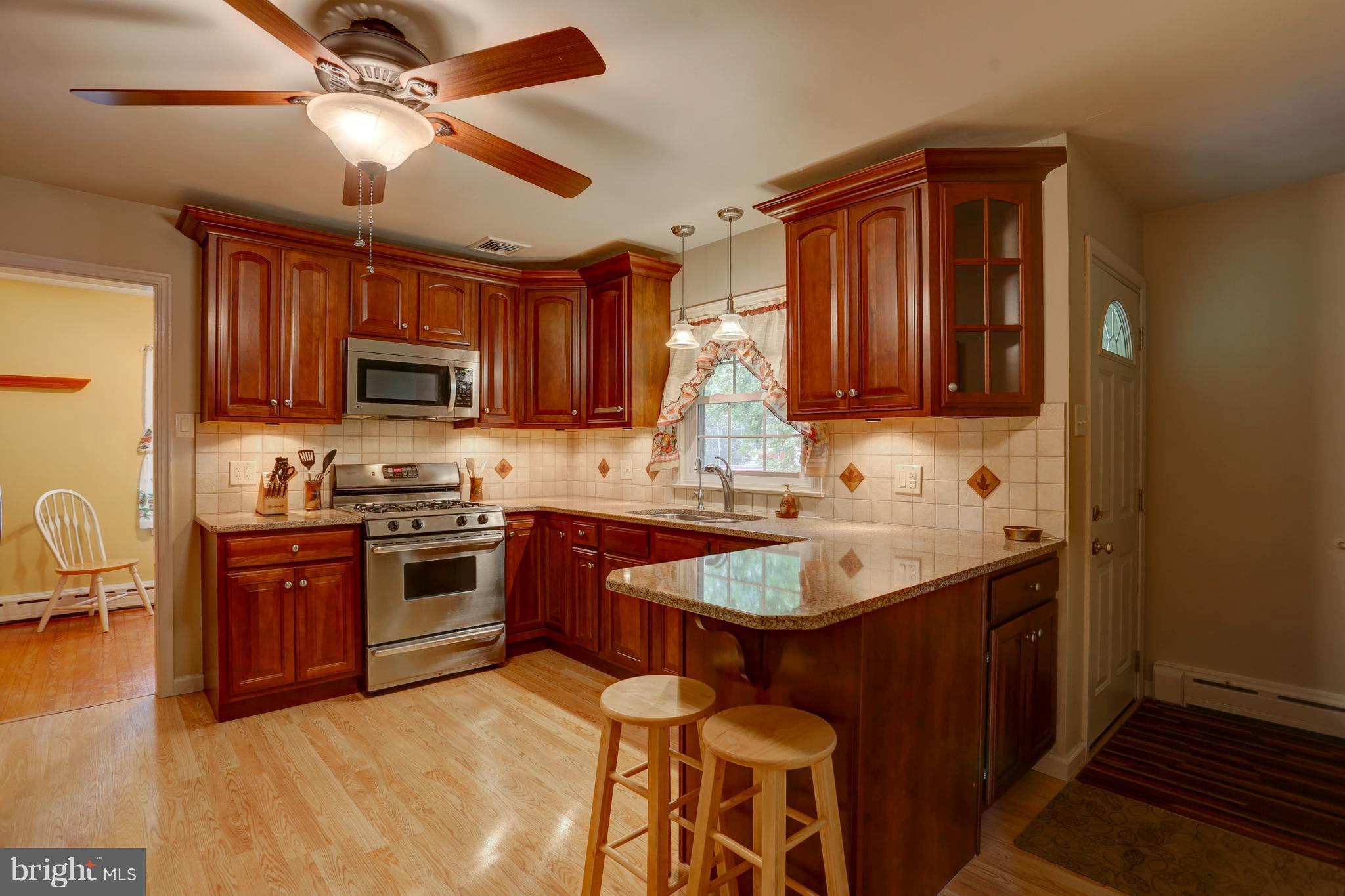 614 Brunnerville Road Lititz, PA 17543 - Photo 8 of 39 Custom Kitchen