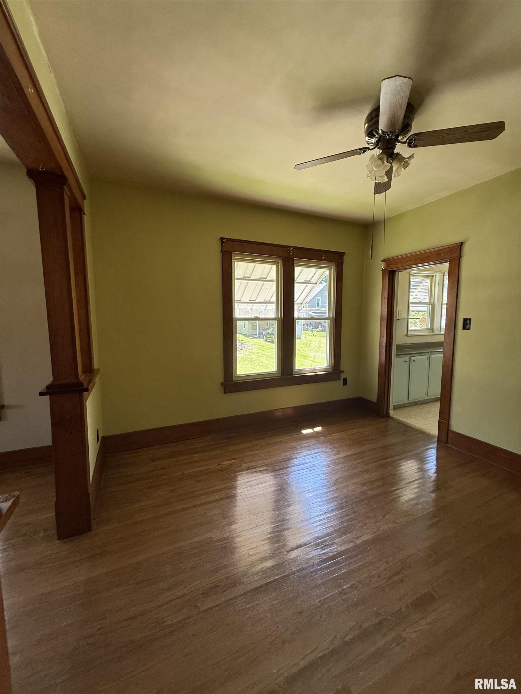 335 West Chase Street Macomb, IL 61455 - Photo 7 of 27