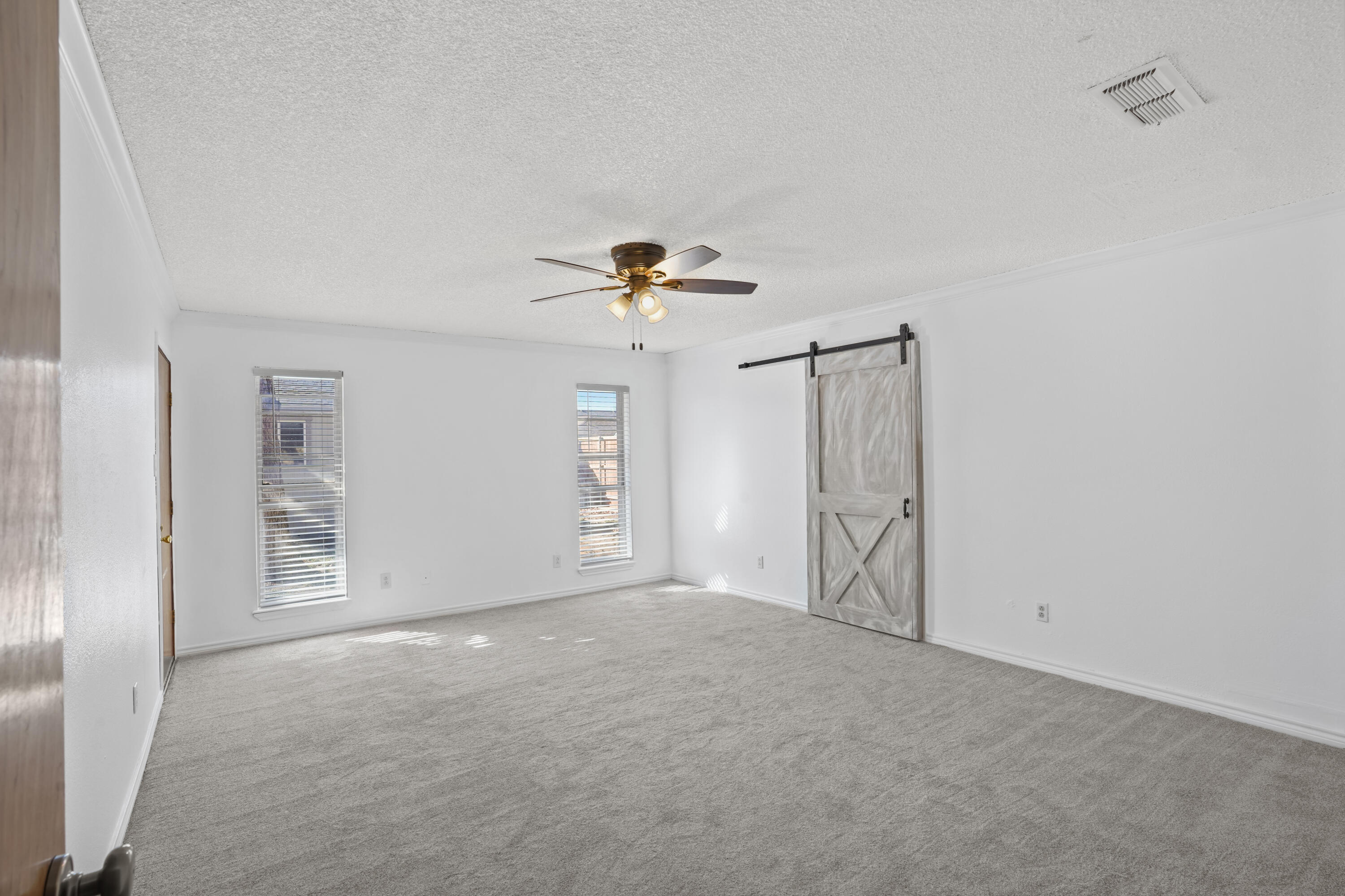 5711 70th Place Lubbock, TX 79424 - Photo 16 of 46 DSC04448