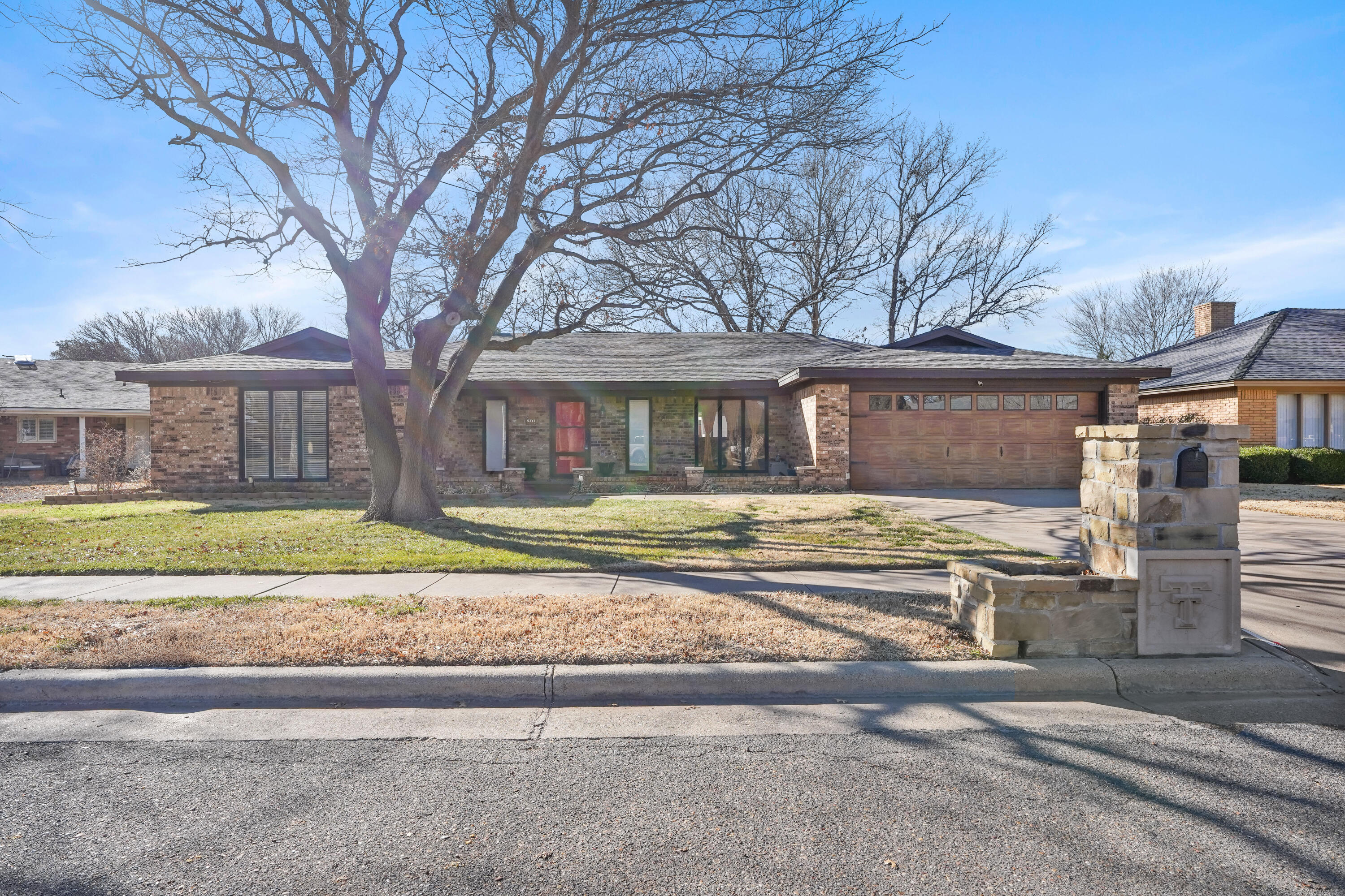 5711 70th Place Lubbock, TX 79424 - Photo 2 of 46 DSC04395 (edited)