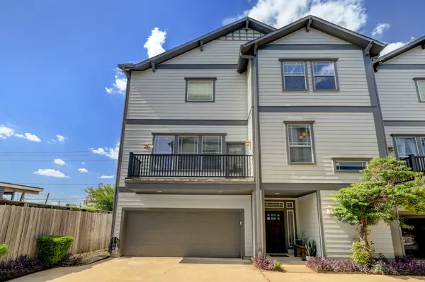 $2,700 | 953 Patterson Street, Houston, TX 77007