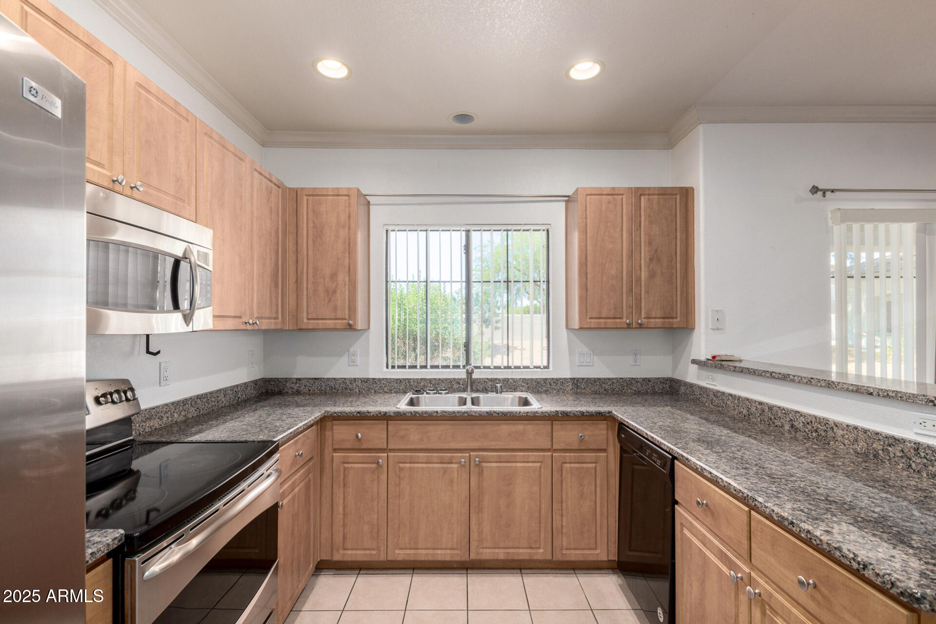 295 North Rural Road, Unit 160 Chandler, AZ 85226 - Photo 14 of 38 15 Rural 160