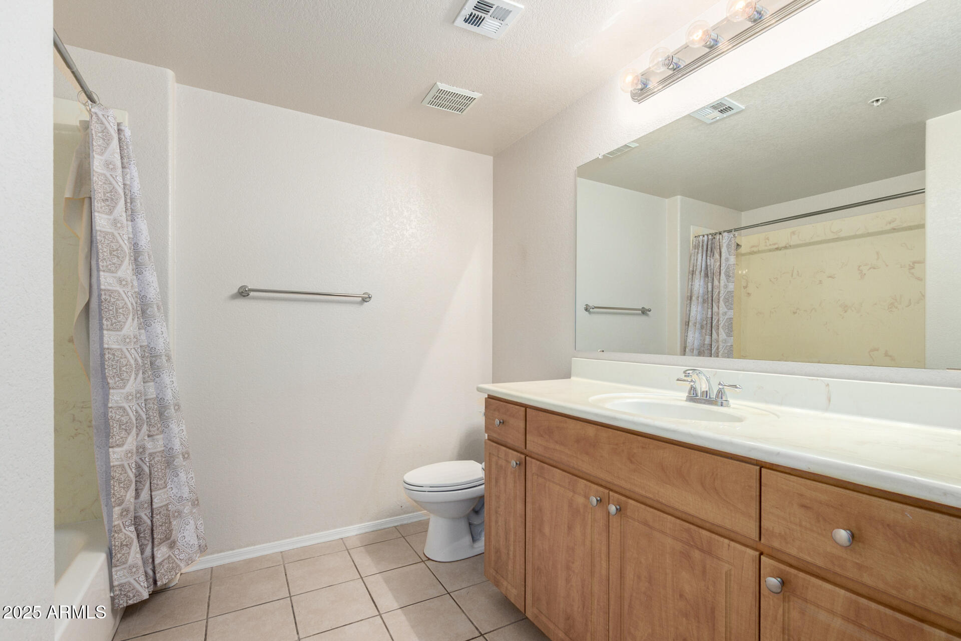 295 North Rural Road, Unit 160 Chandler, AZ 85226 - Photo 19 of 38 24 Rural 160