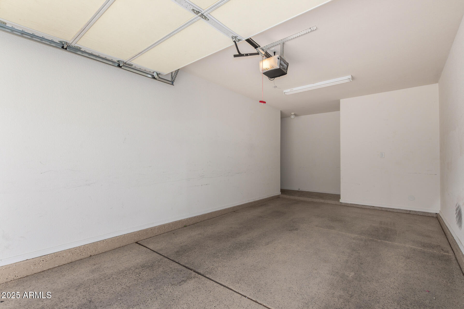 295 North Rural Road, Unit 160 Chandler, AZ 85226 - Photo 29 of 38 27 Rural 160