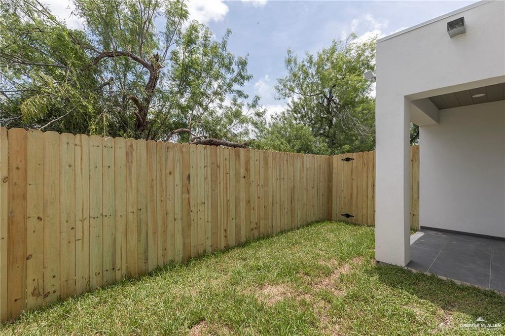 1910 Sunset Drive Mission, TX 78572 - Photo 22 of 30