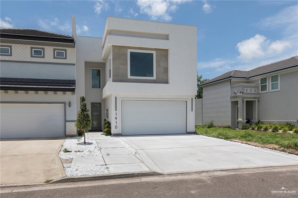 1910 Sunset Drive Mission, TX 78572 - Photo 3 of 30