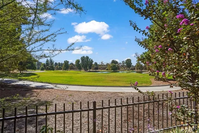 $824,300 | 24600 Avignon Drive, Valencia, CA 91355